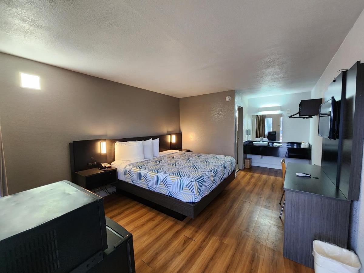 Motel 6 North Little Rock, Ar-Jfk Blvd Eksteriør billede